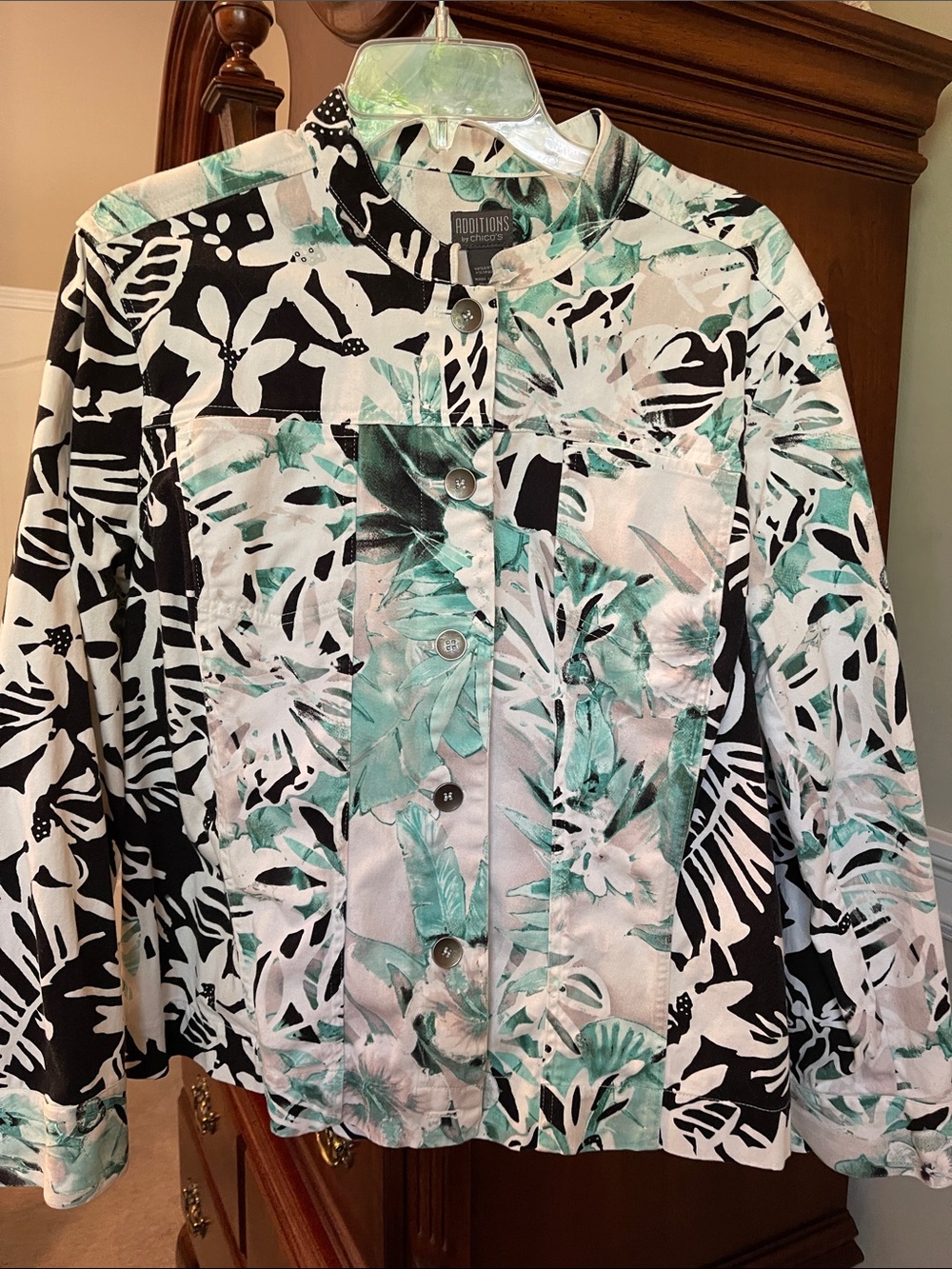 Chico's Floral Print Jean Jacket in Mint, Black & White